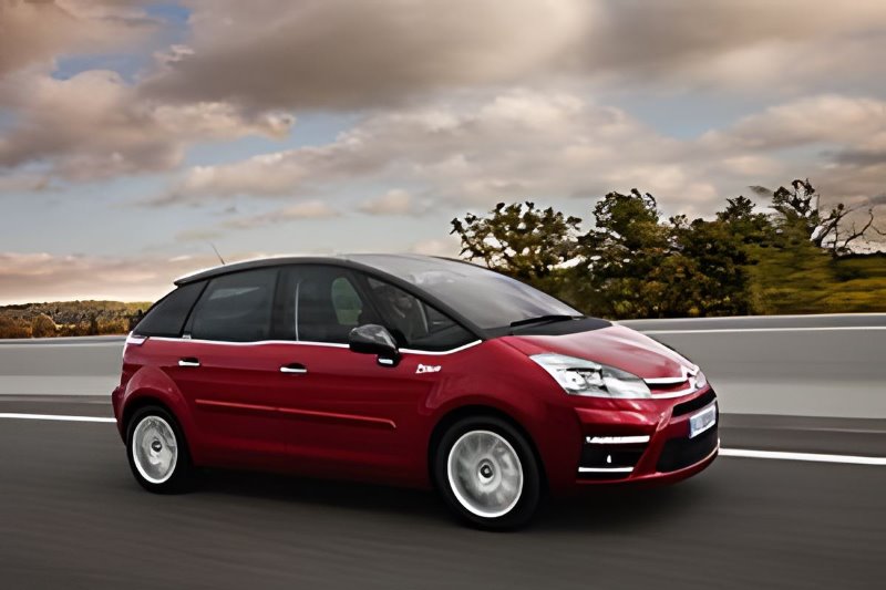 What information do I need for a car valuation?