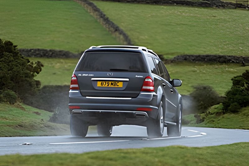 What is the fastest selling car used car?
