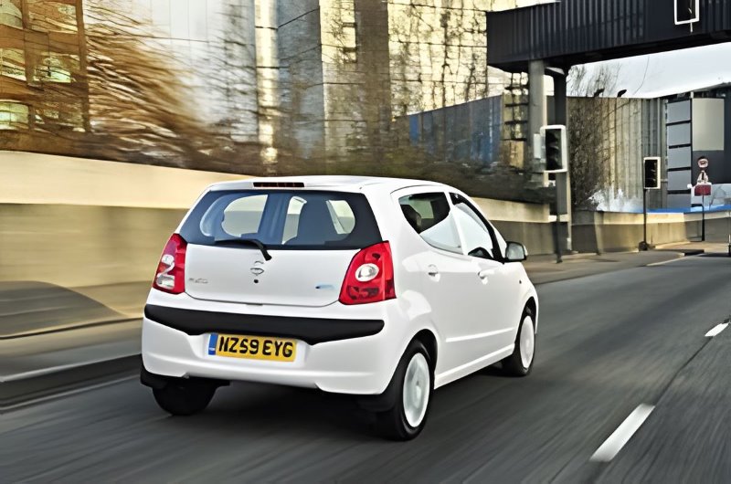 Where do private sellers advertise their cars?