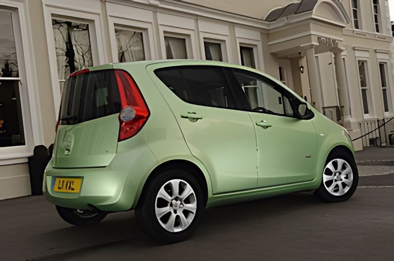 What time of year is cheapest to buy car UK?